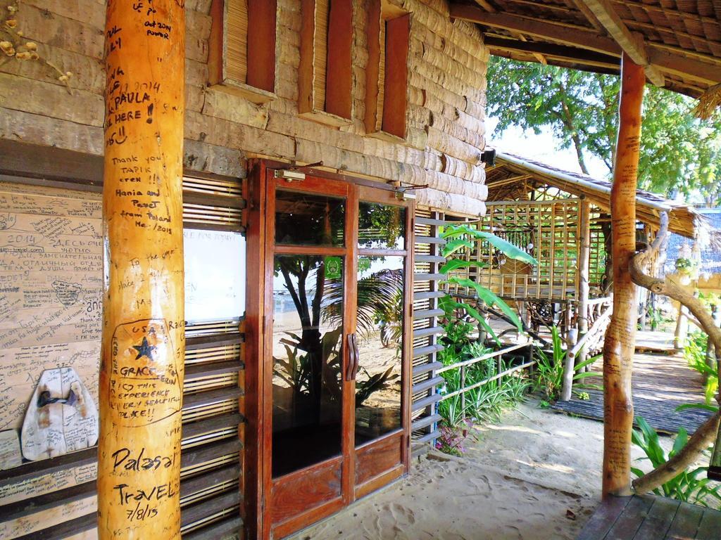 Tapik Beach Park Guest House El Nido Buitenkant foto