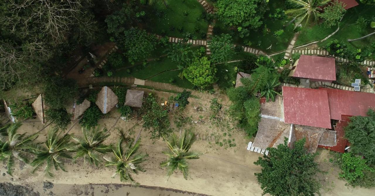 Tapik Beach Park Guest House El Nido Buitenkant foto