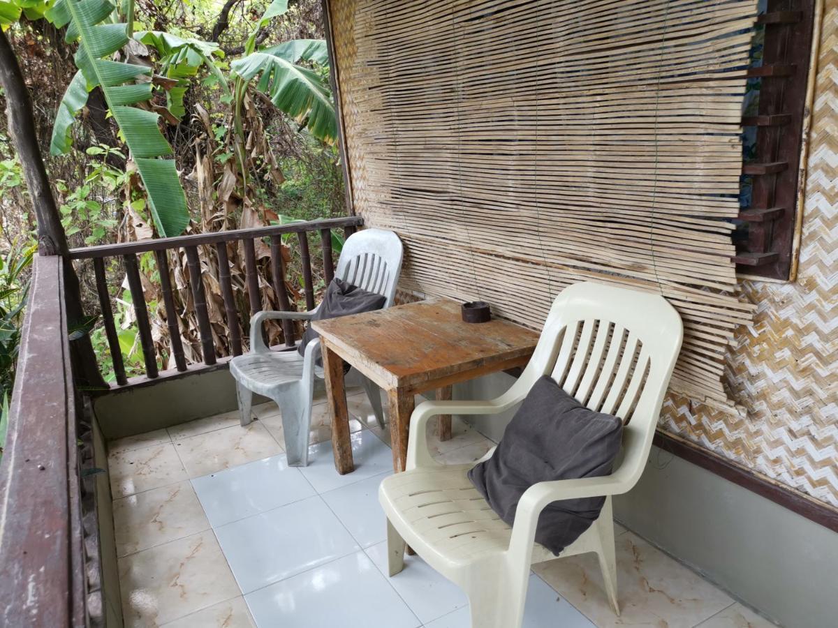 Tapik Beach Park Guest House El Nido Buitenkant foto